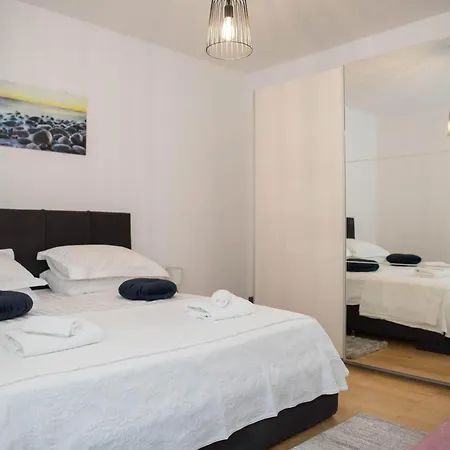 Faros - Two-bedroom With Terrace And Sea View دوبروفينك