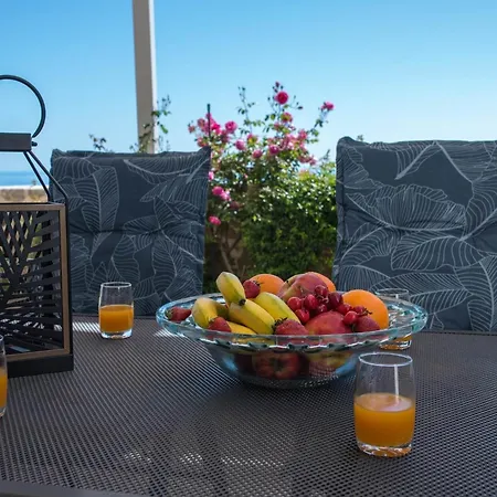Apartment Faros - Two-bedroom With Terrace And Sea View