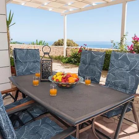 Faros - Two-bedroom With Terrace And Sea View Ντουμπρόβνικ